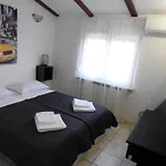 Ines- Stinjan Apartmán Pula