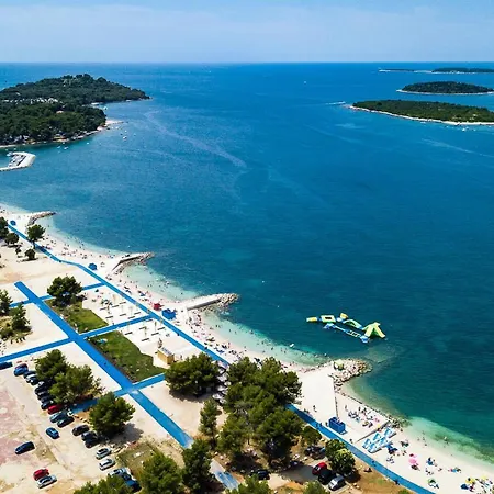Ines- Stinjan Pula