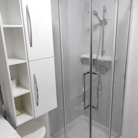 Ines- Stinjan Apartment *